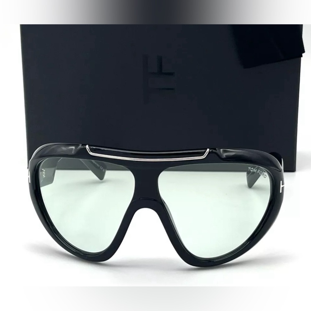 Tom Ford Linden Photochromic sunglasses!